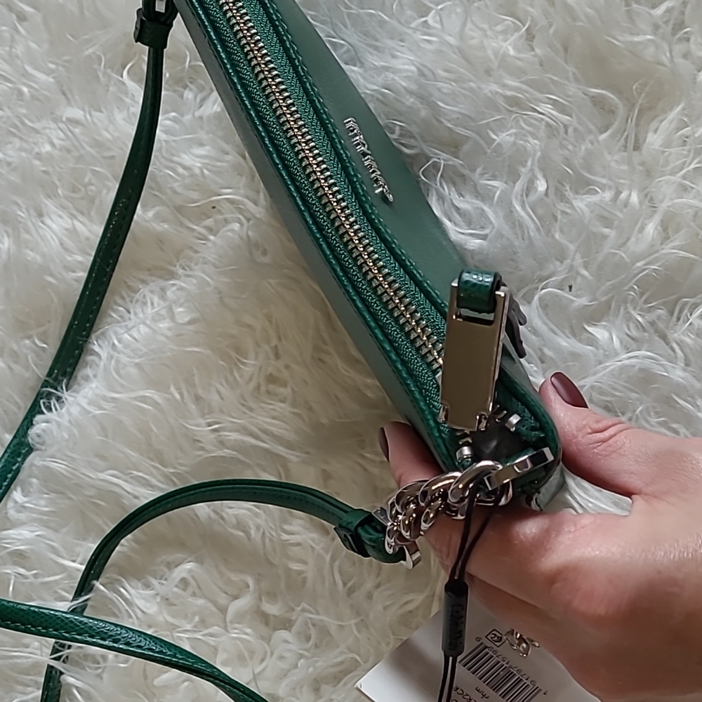 Calvin Klein Purse - Picture 5 of 7